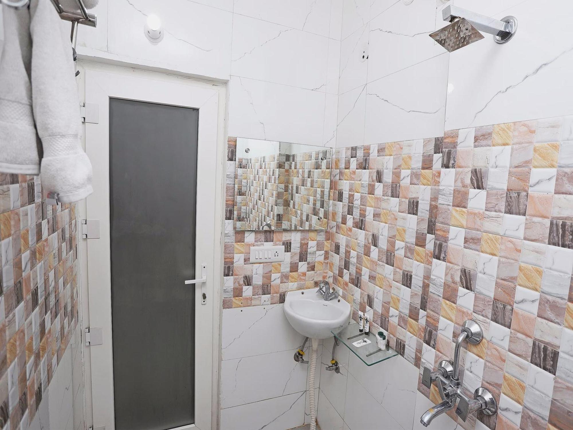 Super Capital O Levanti Near Aravali Biodiversity Park Gurgaon Ngoại thất bức ảnh
